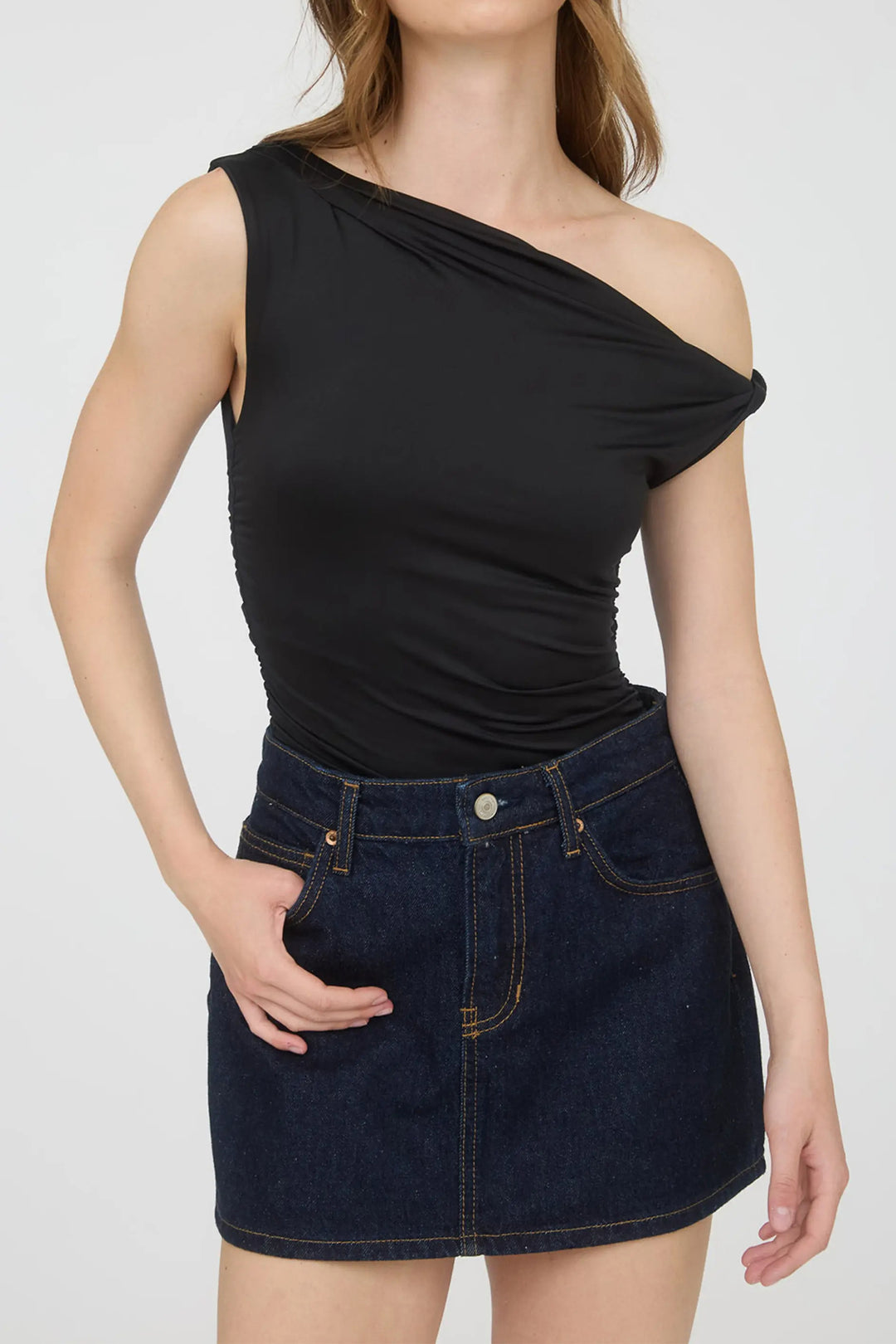 Black Solid Color Asymmetric Neck Slim Tank Top