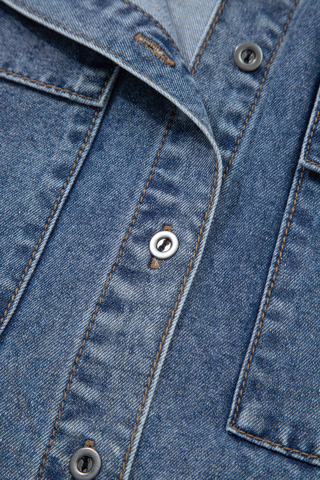 Button Flap Pocket Cuffed Short Sleeve Denim Shirt