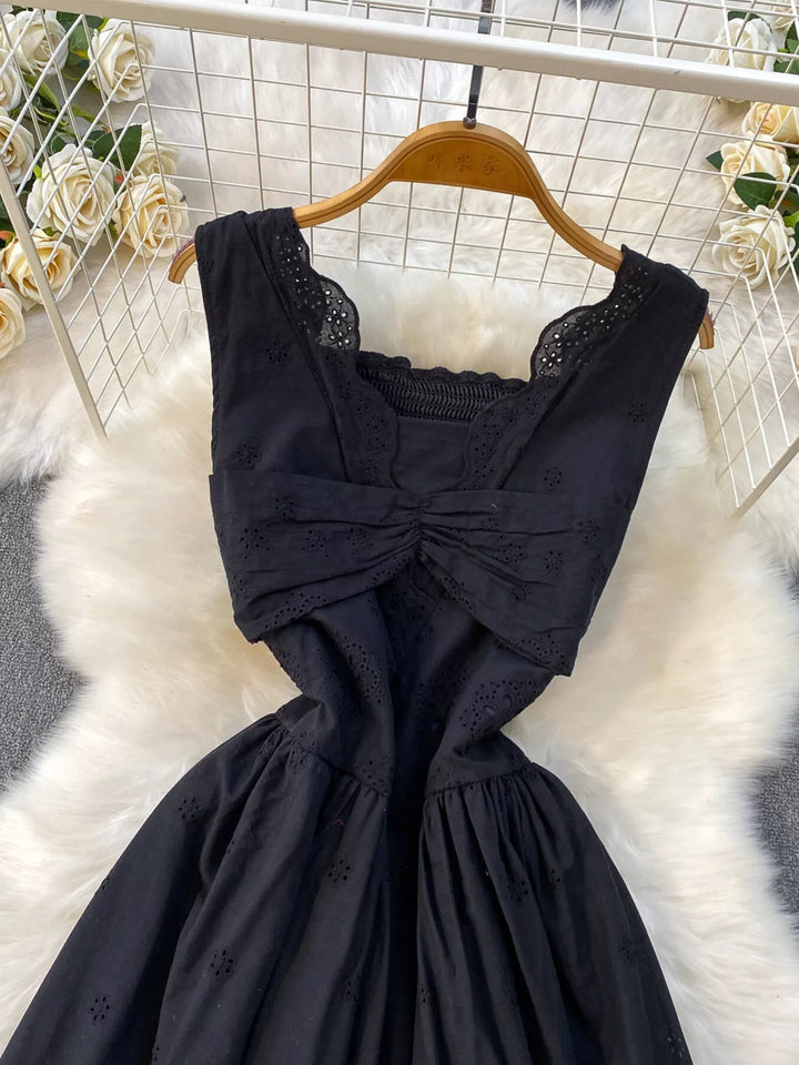 Lace Detail Sleeveless Dress