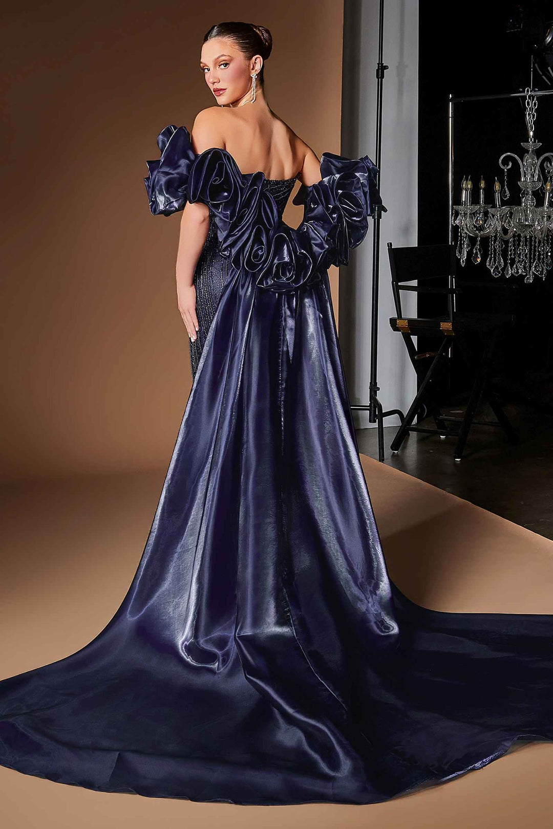 Ladivine CJ933 Plunging Sweetheart Beaded Fitted Mermaid Gown
