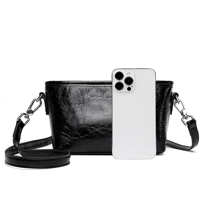 Leather Bag Simple Crack Messenger Bag Special Interest Shoulder Bag Large Capacity Bucket Bag Women