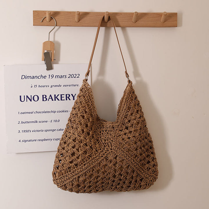 Casual Hollow Out Cutout Shoulder Straw Bag Triangle Large Capacity Straw Bag Woven Bag Vacation Beach Bag Women Bag