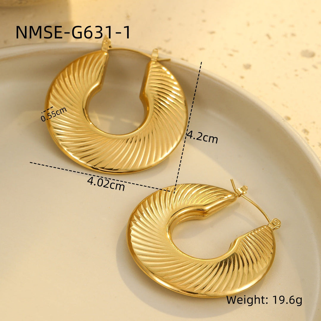 Texture Stainless Steel Earrings Retro High-Grade Hollow Out Cutout 18K Gold Titanium Steel Earrings Ornament