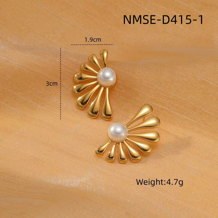 Light Luxury Titanium Steel Pearl Floral High Grade Earrings Simple Elegant Exaggerated Design Stainless Steel Studs