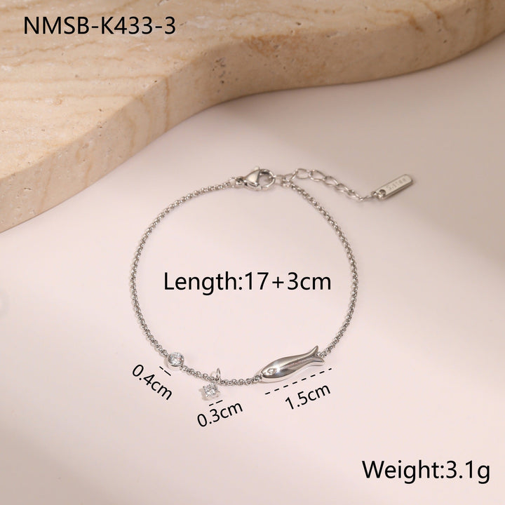 Titanium Steel Bracelet 18K Gold Plating Zircon Star Embellished Exquisite Light Luxury Hand Jewelry