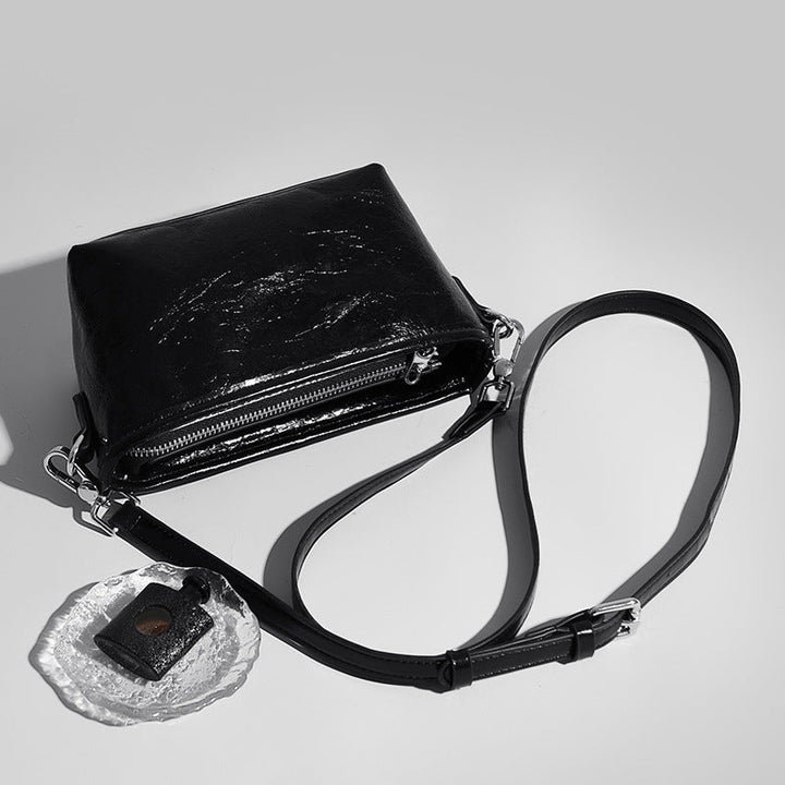 Leather Bag Simple Crack Messenger Bag Special Interest Shoulder Bag Large Capacity Bucket Bag Women