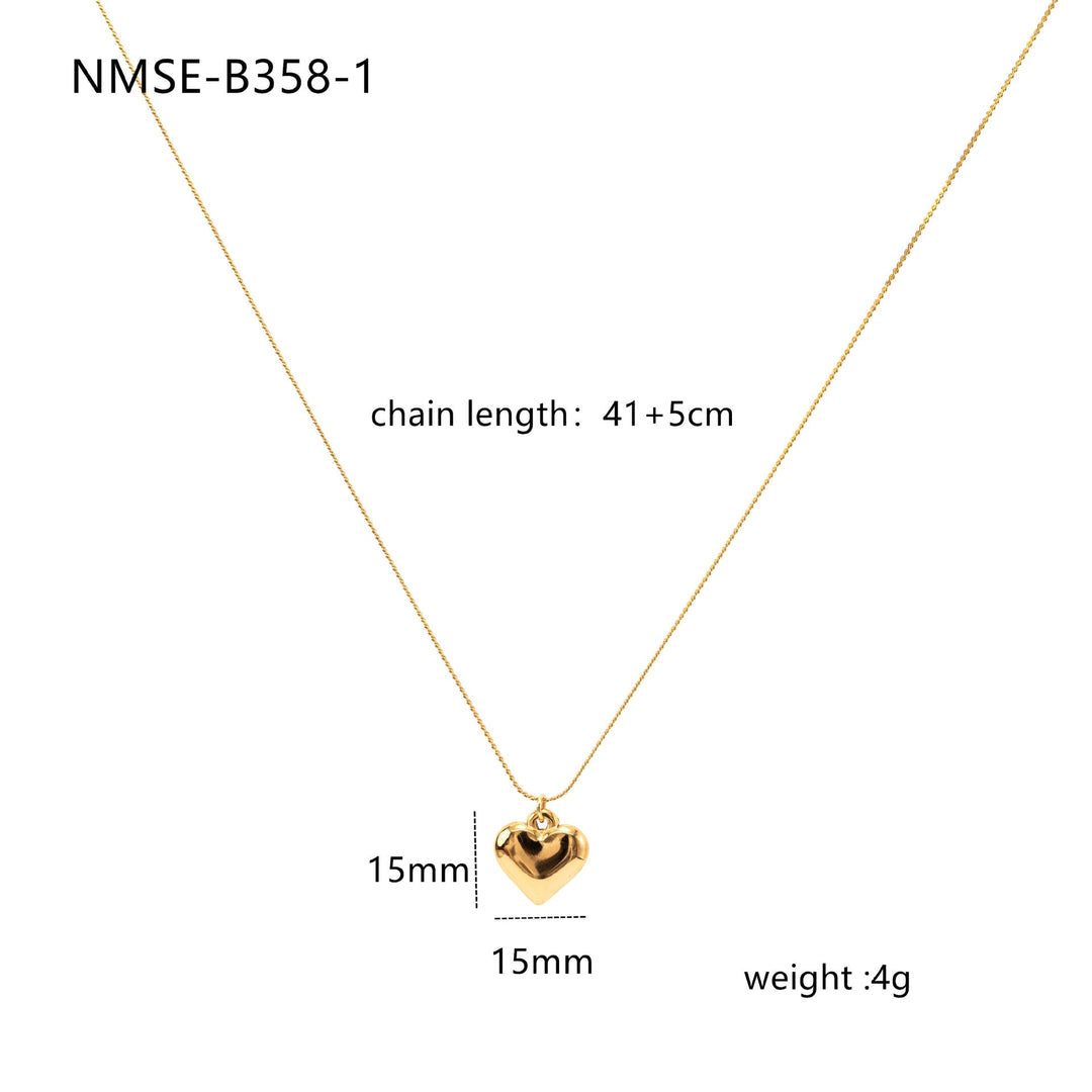 Three Dimensional Peach Heart Necklace Solid Love Heart Simplicity Dignified Embellished Clavicle Necklace Accessories