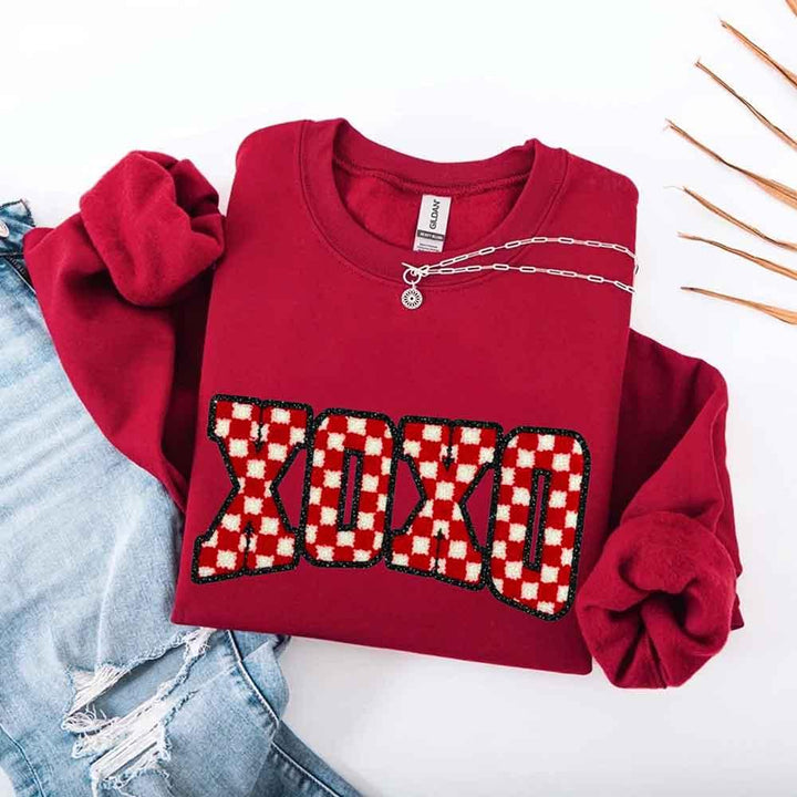 XOXO Checkered Valentine Sweatshirt – Furry Style Printed Sweater