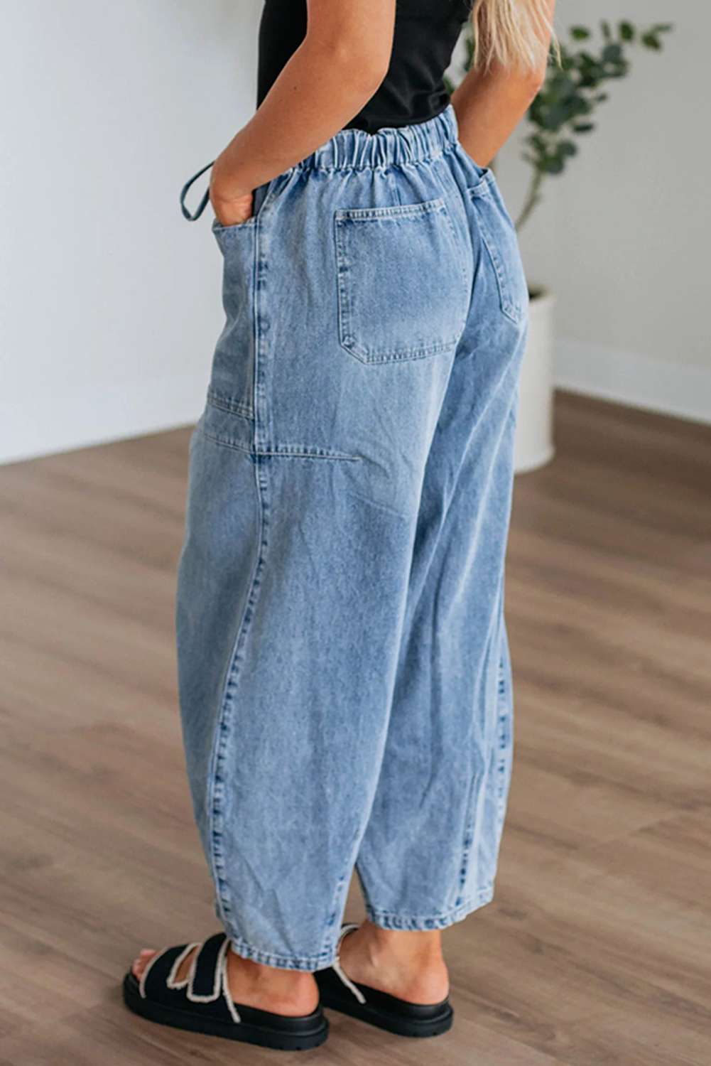 Myosotis Large Patch Pocket Drawstring Paperbag Waist Barrel Jeans