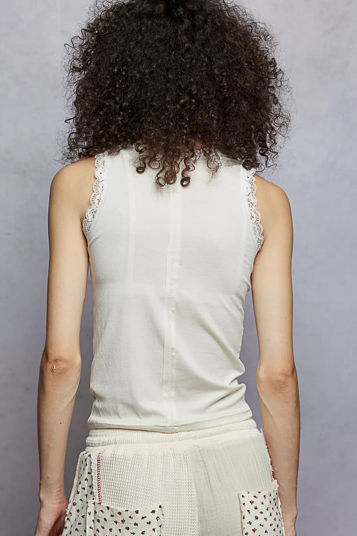 POL Round Neck Cropped Tank with Lace Trim