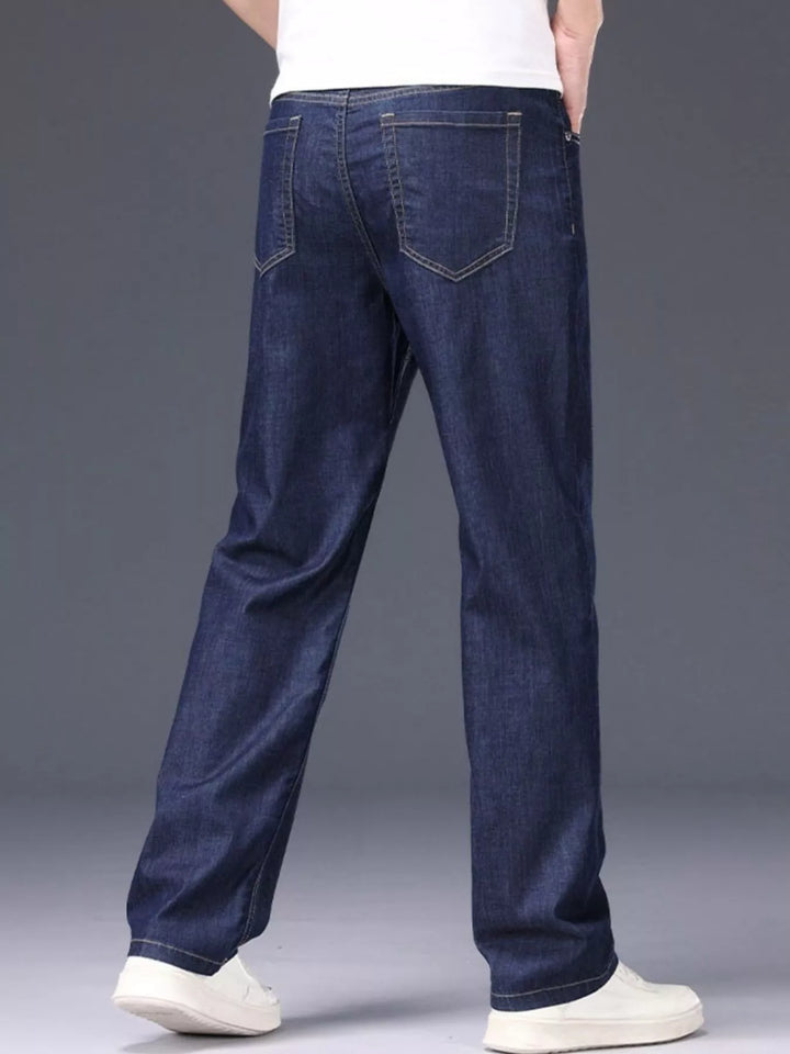 Men's Loose Fit Jeans with Pockets