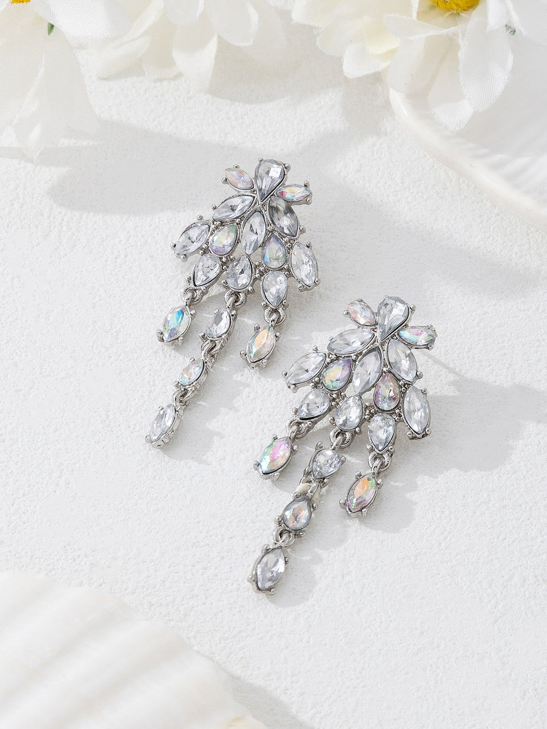 Trending Fashion Chain Rhinestone Drop Earrings For Women, Unique Versatile Light Luxury Alloy Ear Jewelry, Geometric Stud Earrings