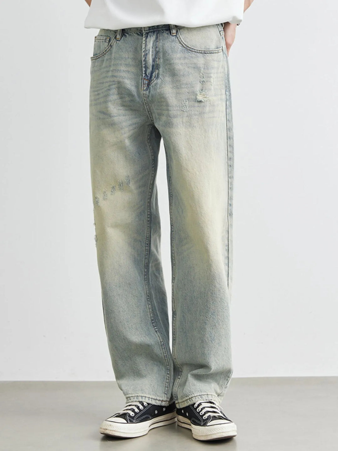 Men's Distressed Wash Wide Leg Jeans