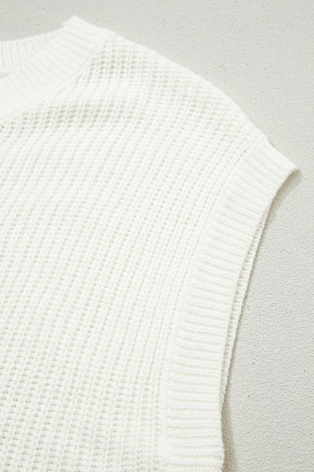 White Crochet Horseshoe Short Sleeve Knit Sweater