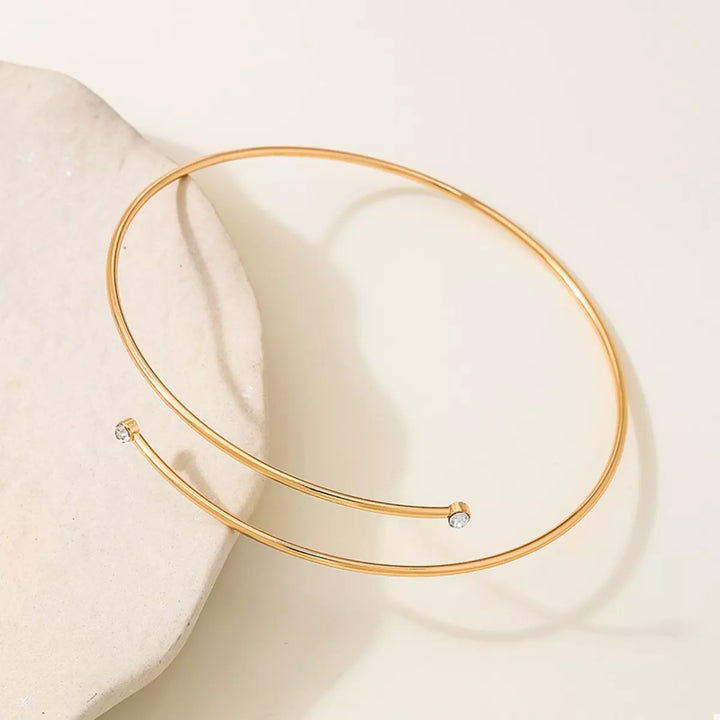 Delicate Gold Wire Upper Arm Bracelet