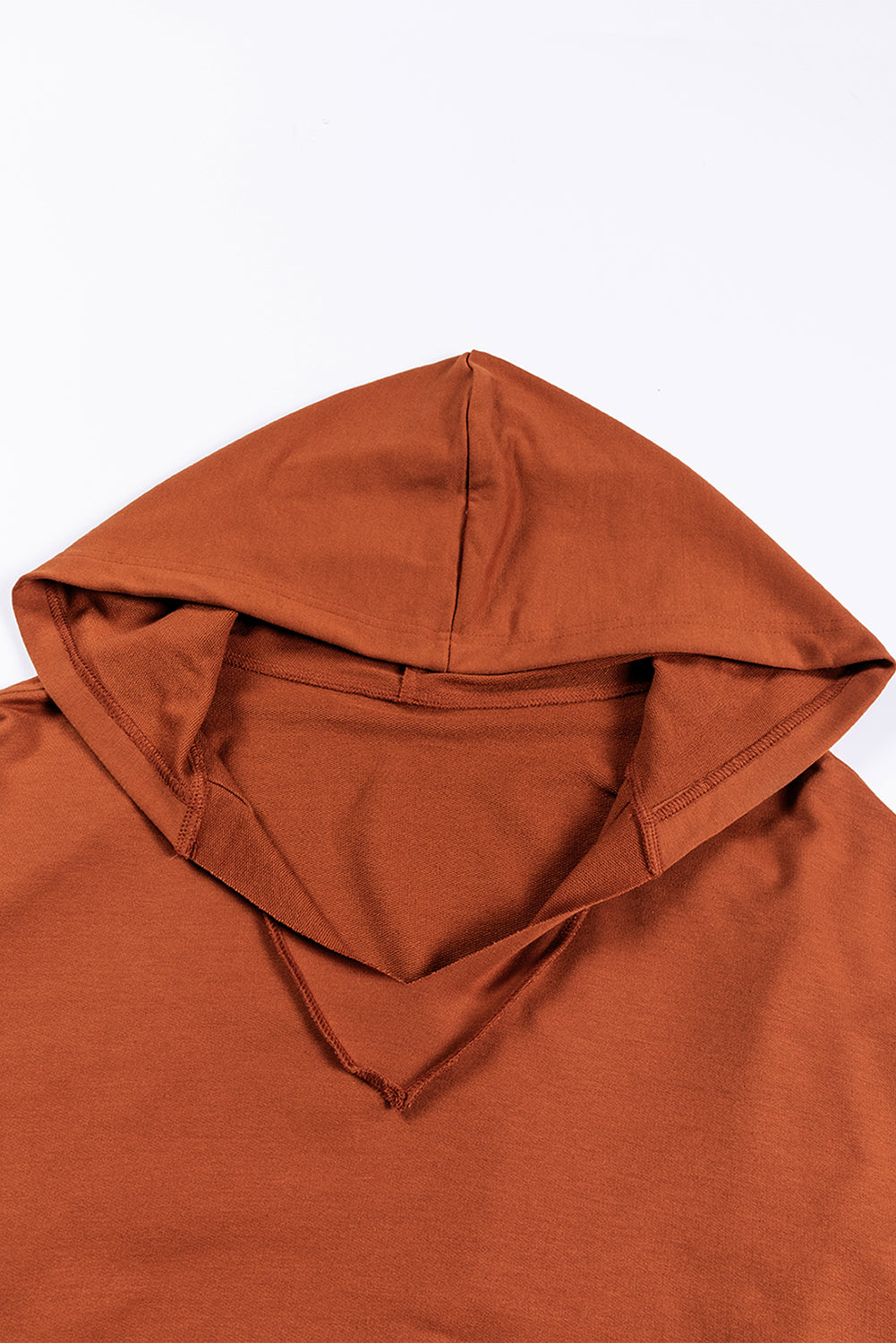 Sweat à capuche surdimensionné marron à col en V et poche kangourou