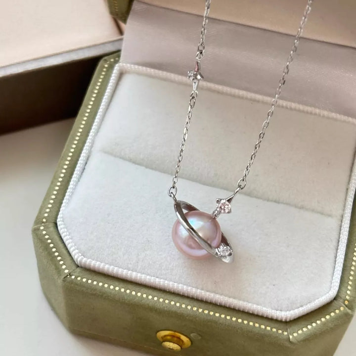 Planet Pearl Pendant Necklace