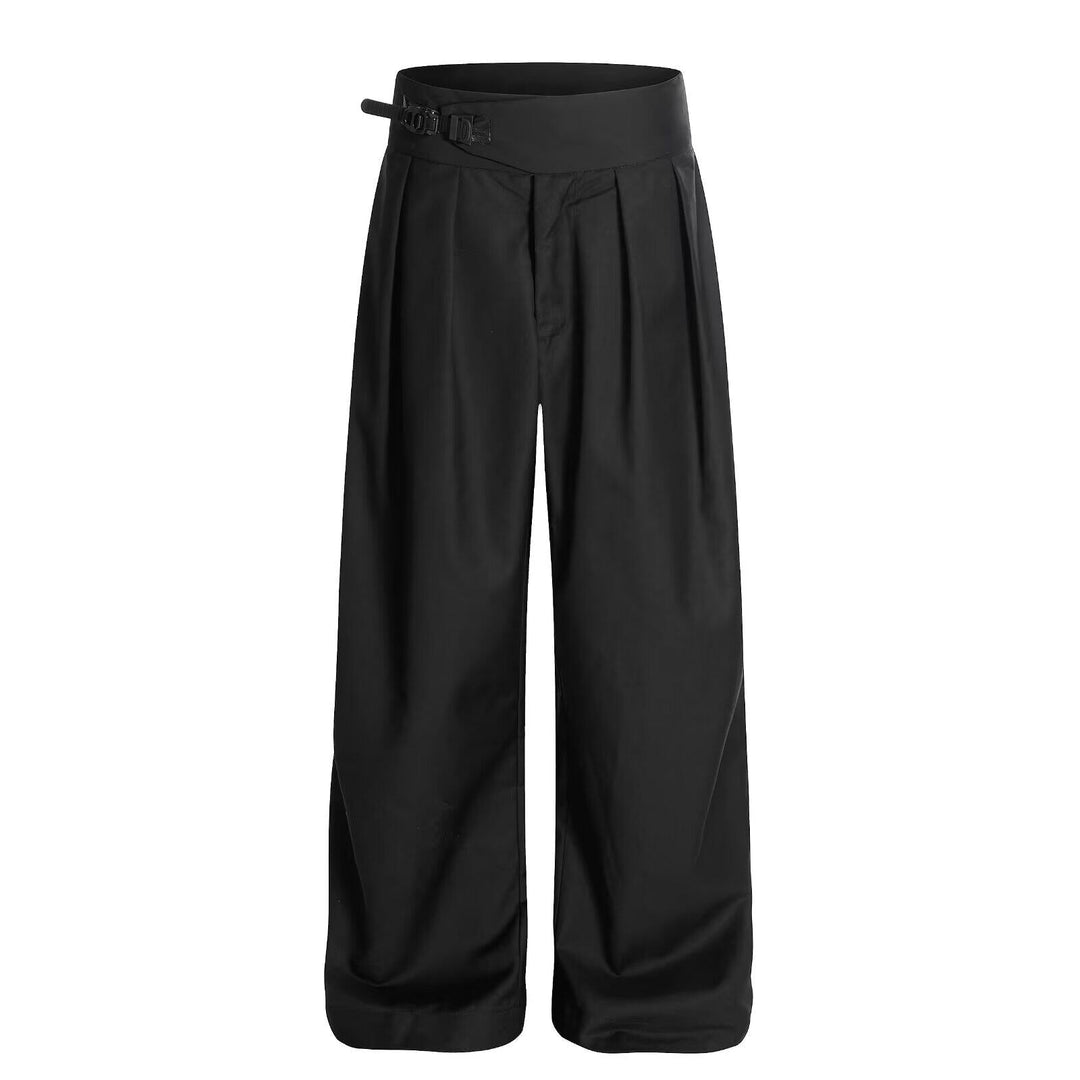 Minimalist-style Mens Tapered Trousers With Double Pleats And A Soft