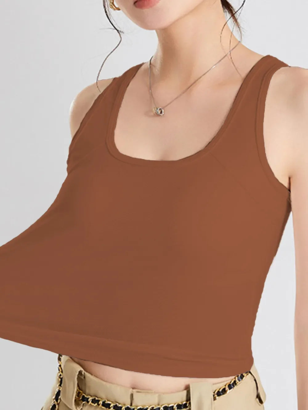 Crisscross Scoop Neck Wide Strap Cropped Tank with Chest Pads