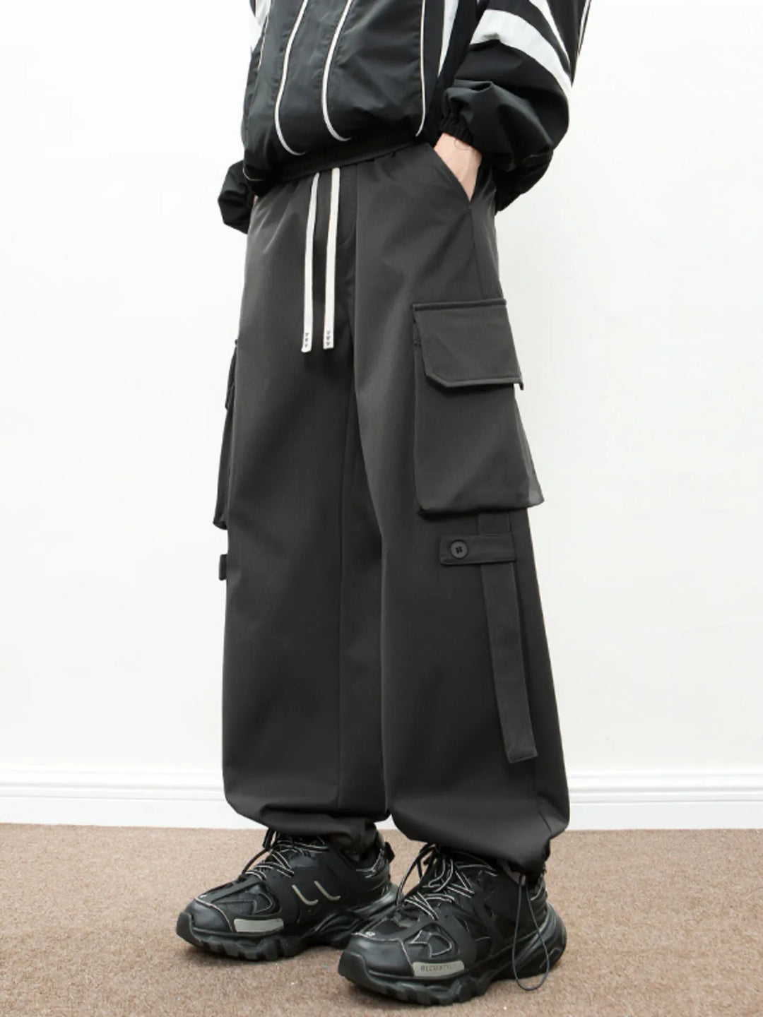 Men's Plus Size Loose Fit Cargo Pants with Drawstring