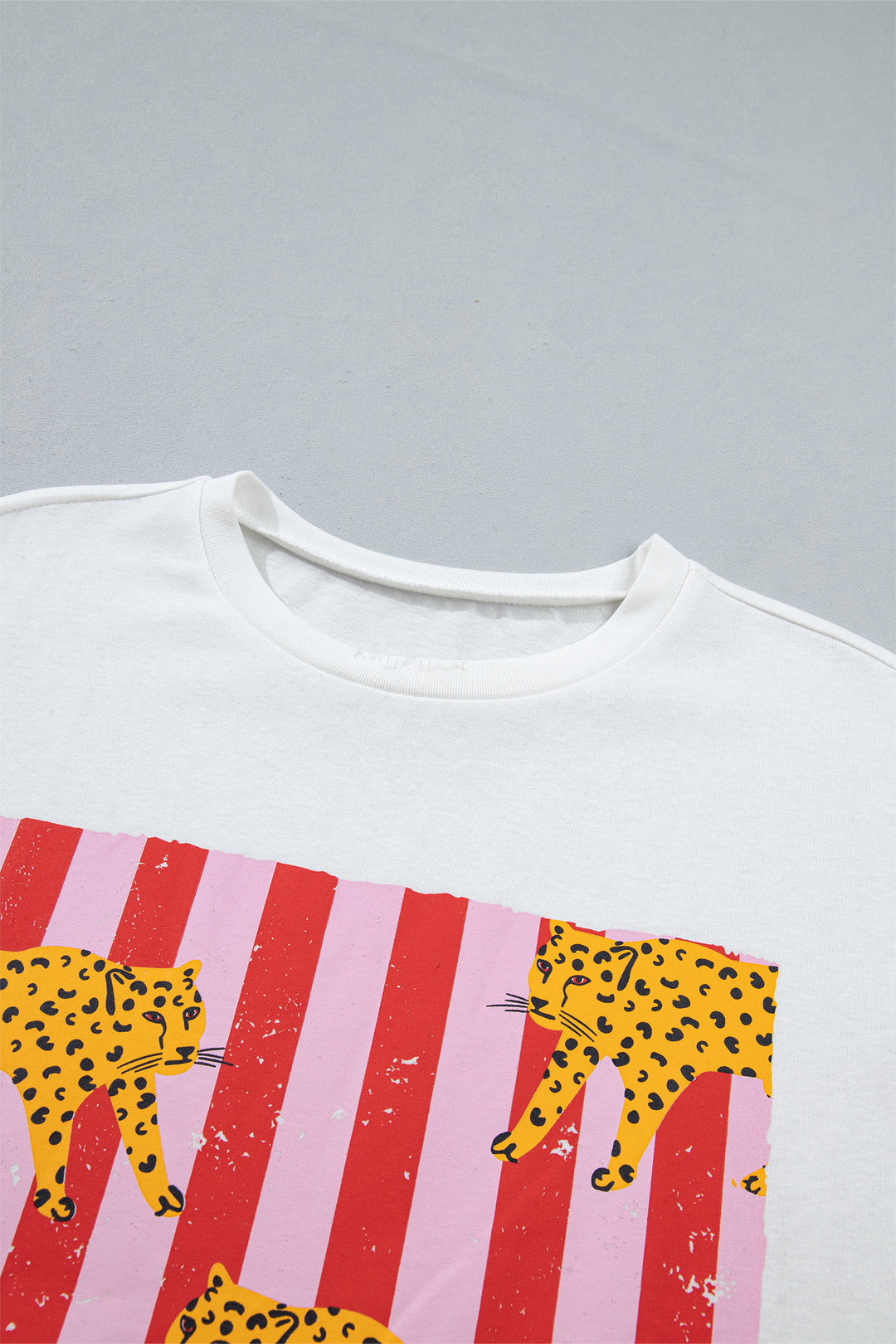 Dark Grey Cheetah Striped Print Retro Fashion Graphic Tee