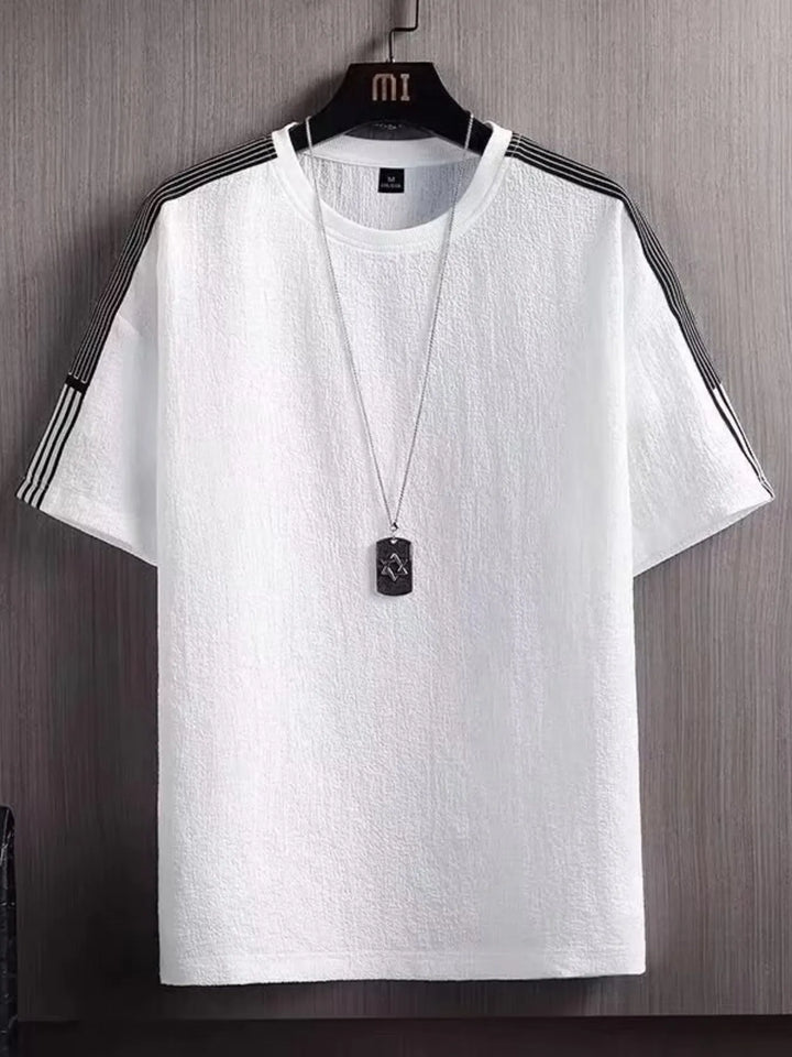 Men's Plus Size Textured Round Neck T-Shirt
