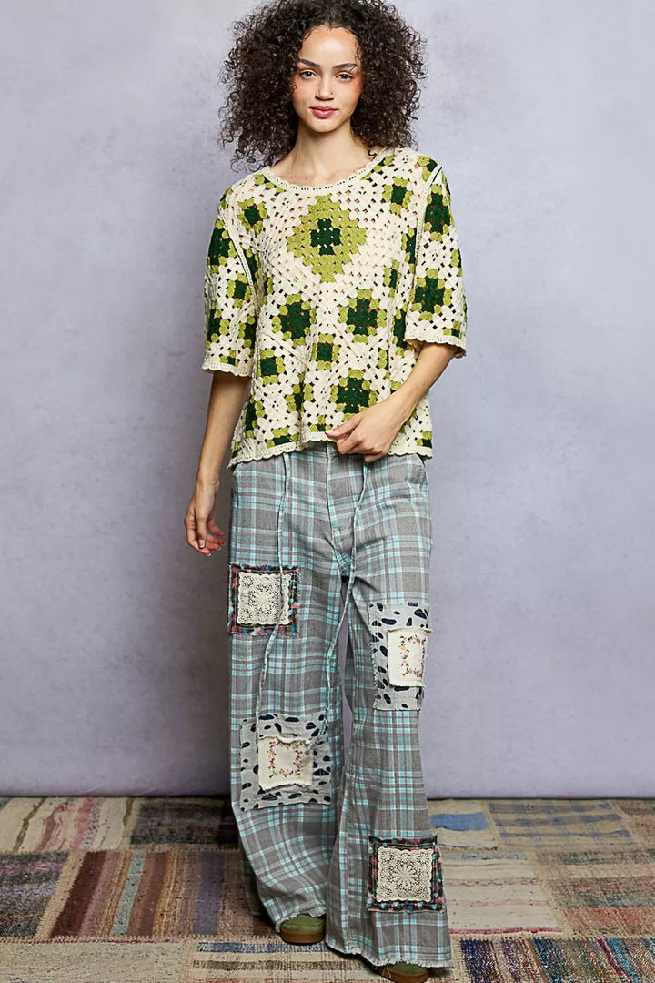 POL Round Neck Short Sleeve Color Pattern Crochet Top with Border Accents