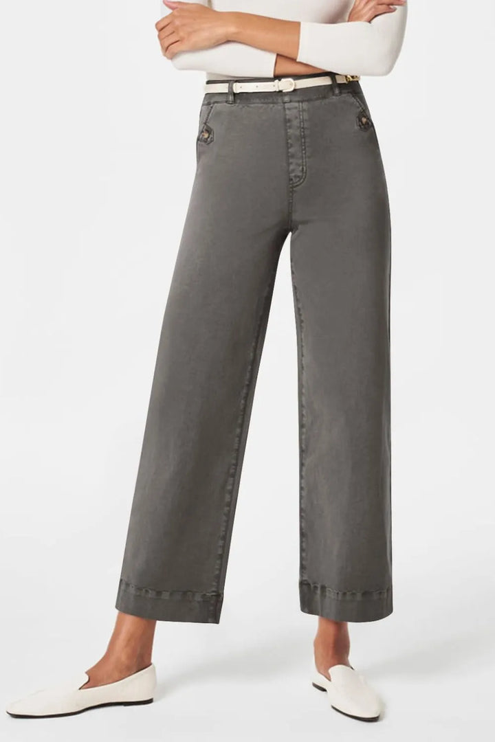 High Waist Jeans with Pockets