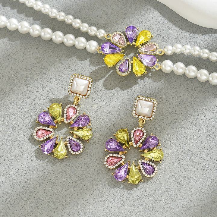 Cross-border Vintage Commute Style Women Jewelry Set, Floral Design Versatile Niche Premium Texture Beaded Matching Necklace & Earrings