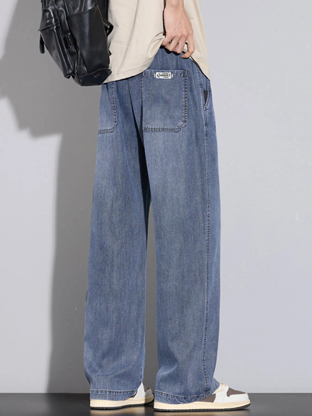 Men's Wide Leg Relaxed Fit Jeans
