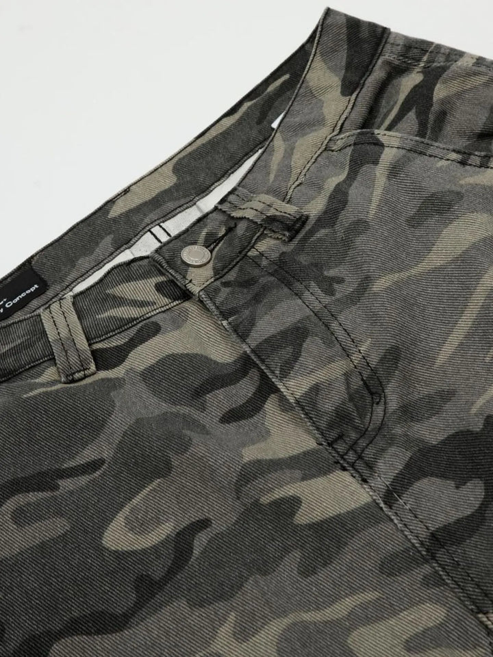 Men's Camouflage Cargo Capri Jeans