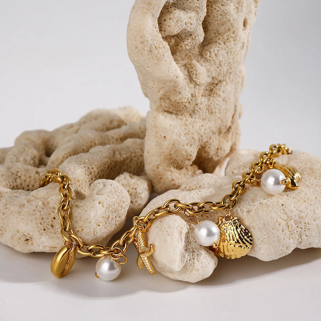 Ocean Theme Stainless Steel Chain Bracelet with Seashell and Starfish Pendants
