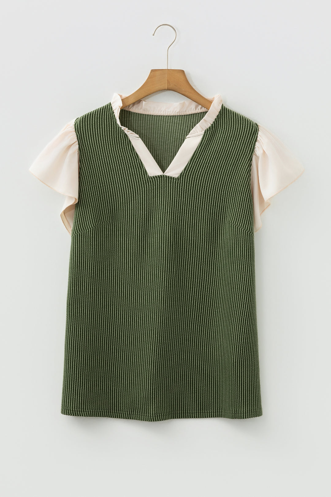 Vineyard Green Plus Size Contrast Frilled Neckline Ruffled Short Sleeve Ribbed Textured Blouse