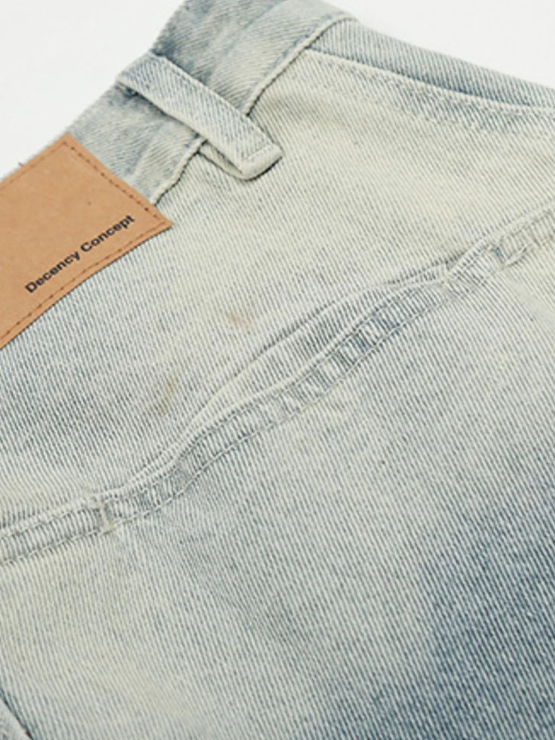 Men's Washed Curved Jeans with Contemporary Fade