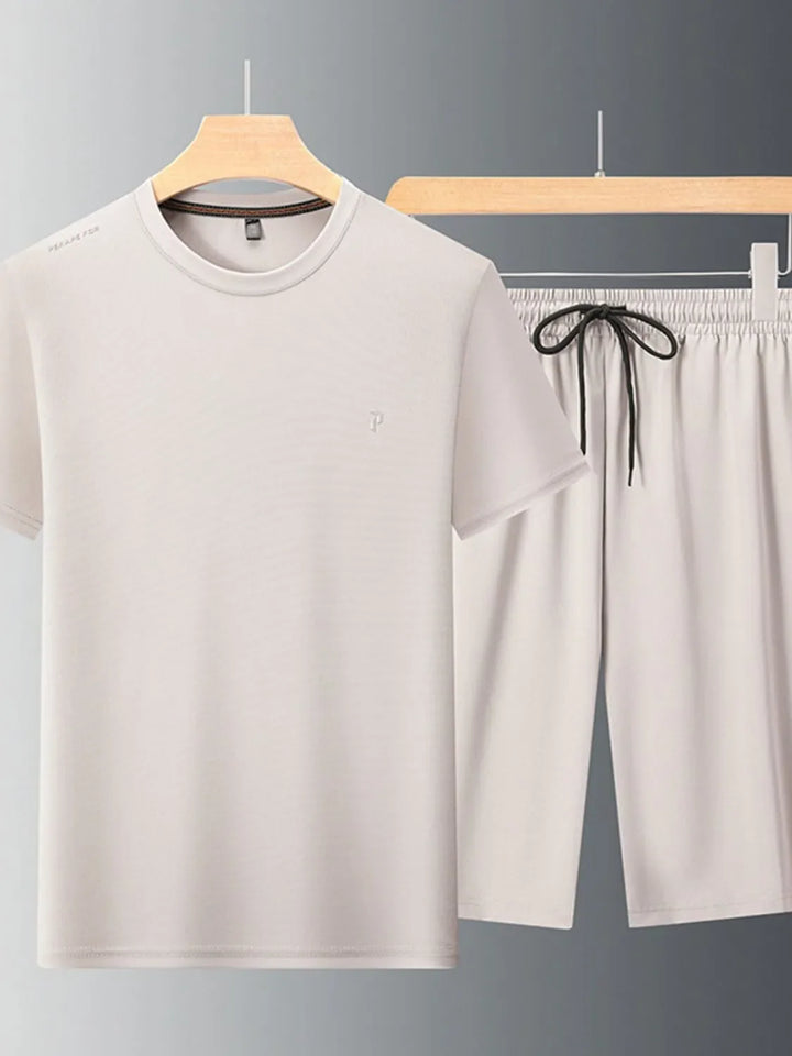 Men's Plus Size Round Neck Short Sleeve Top and Shorts Set