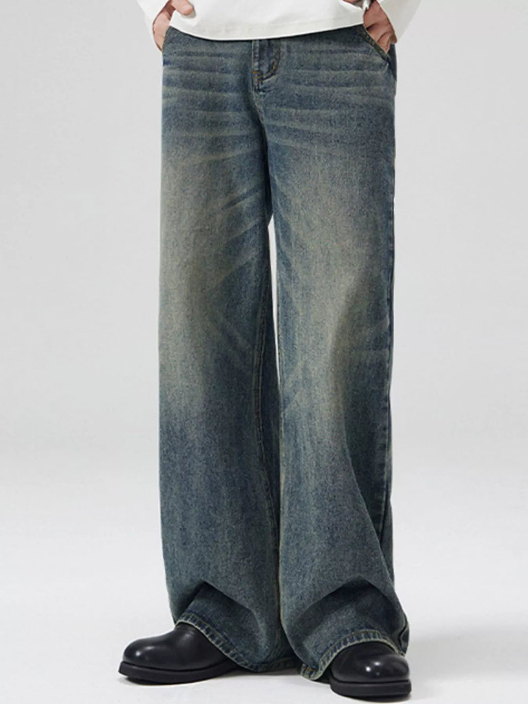 Men's Wide Leg Washed Jeans