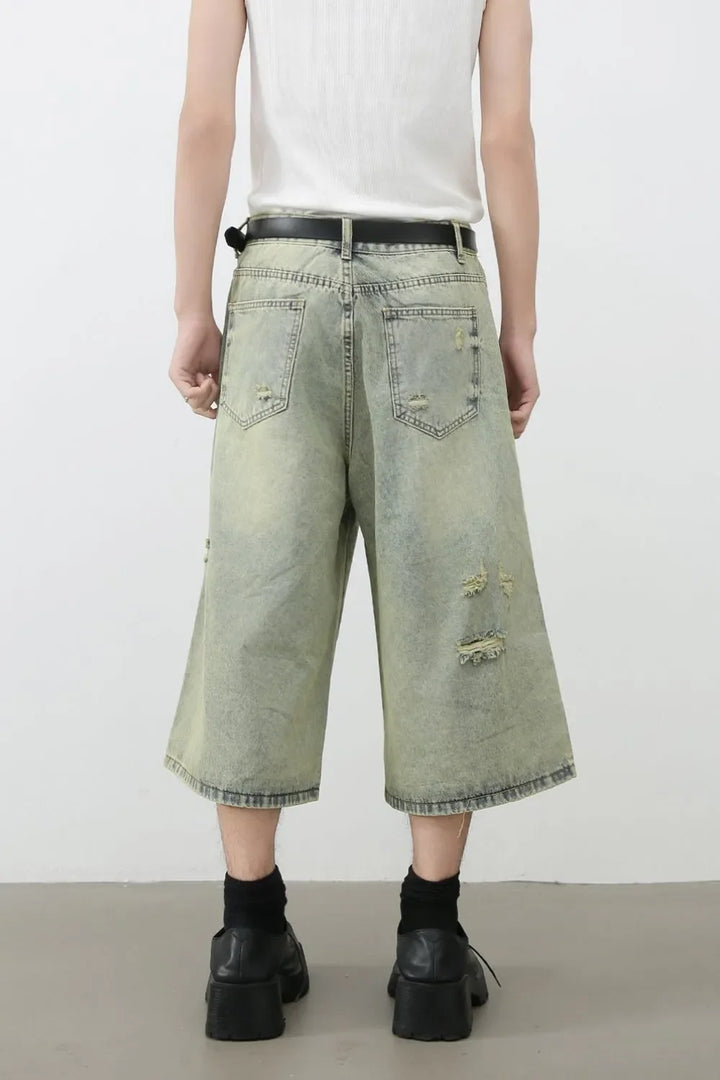 Men's Distressed Loose Denim Shorts
