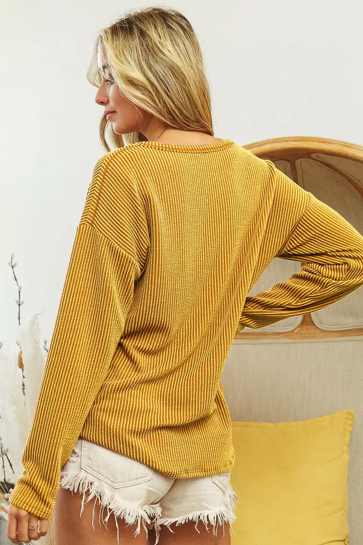 BiBi Wavy Two Tone Rib Notch Neck Patch Pocket Top