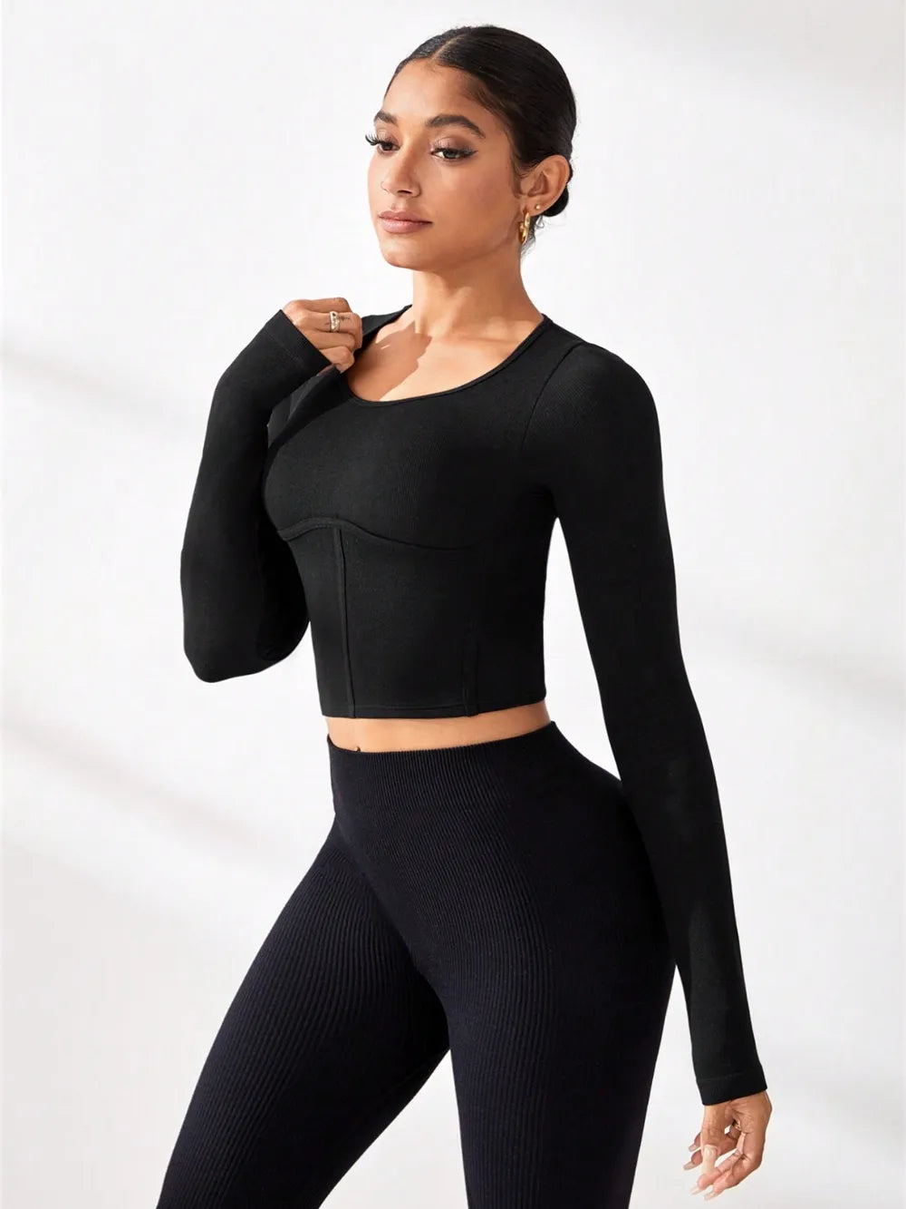 Round Neck Long Sleeve Active T-Shirt