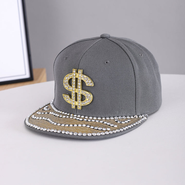 Suitable For Both Men And Women, This Metal Stud Jewelry Features A Wave-shaped Set Of Diamonds. The Hat Has A Flat Brim And Is Perfect For Individualized Outfits.