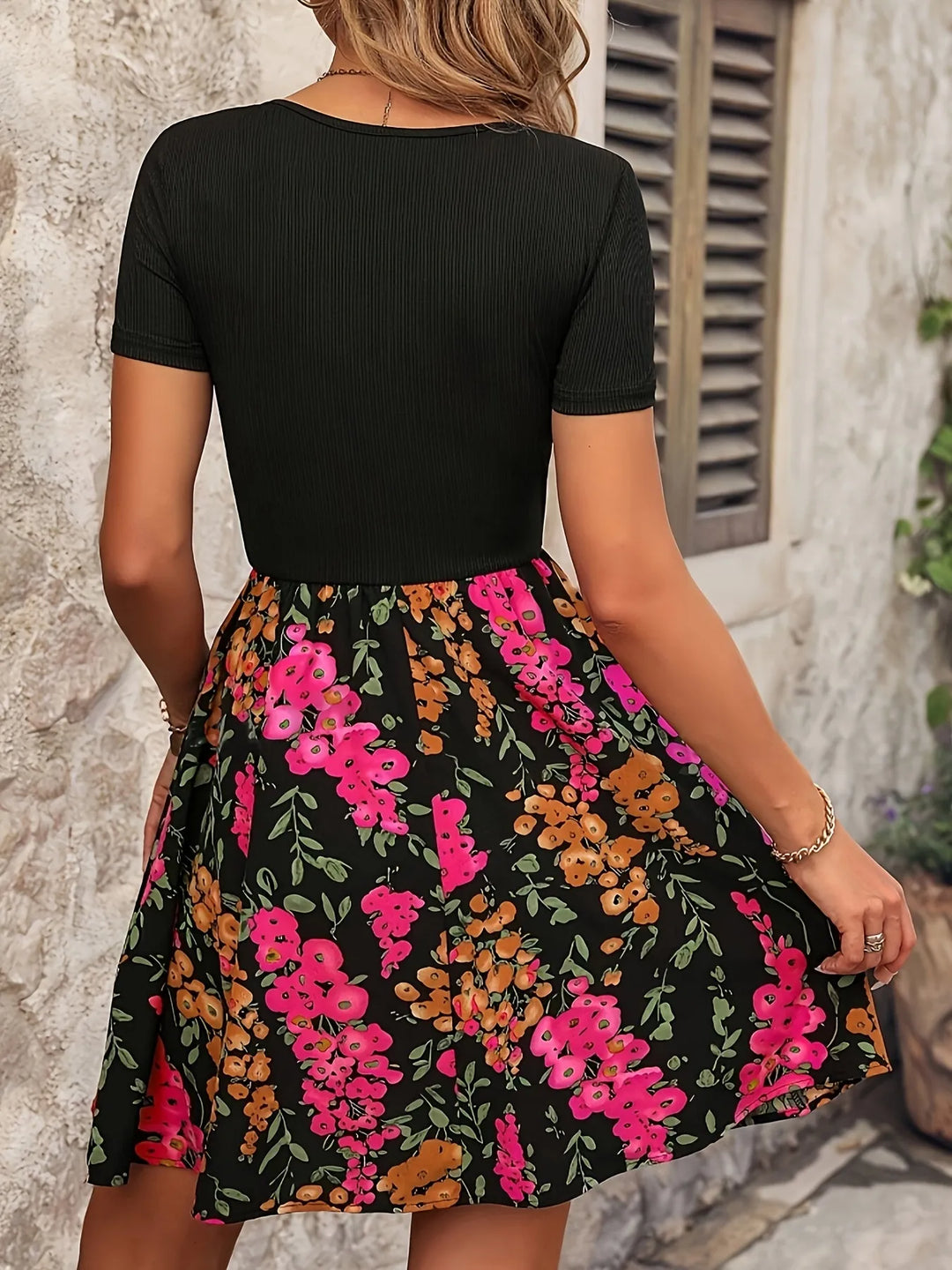 Floral Print Short Sleeve Mini Dress