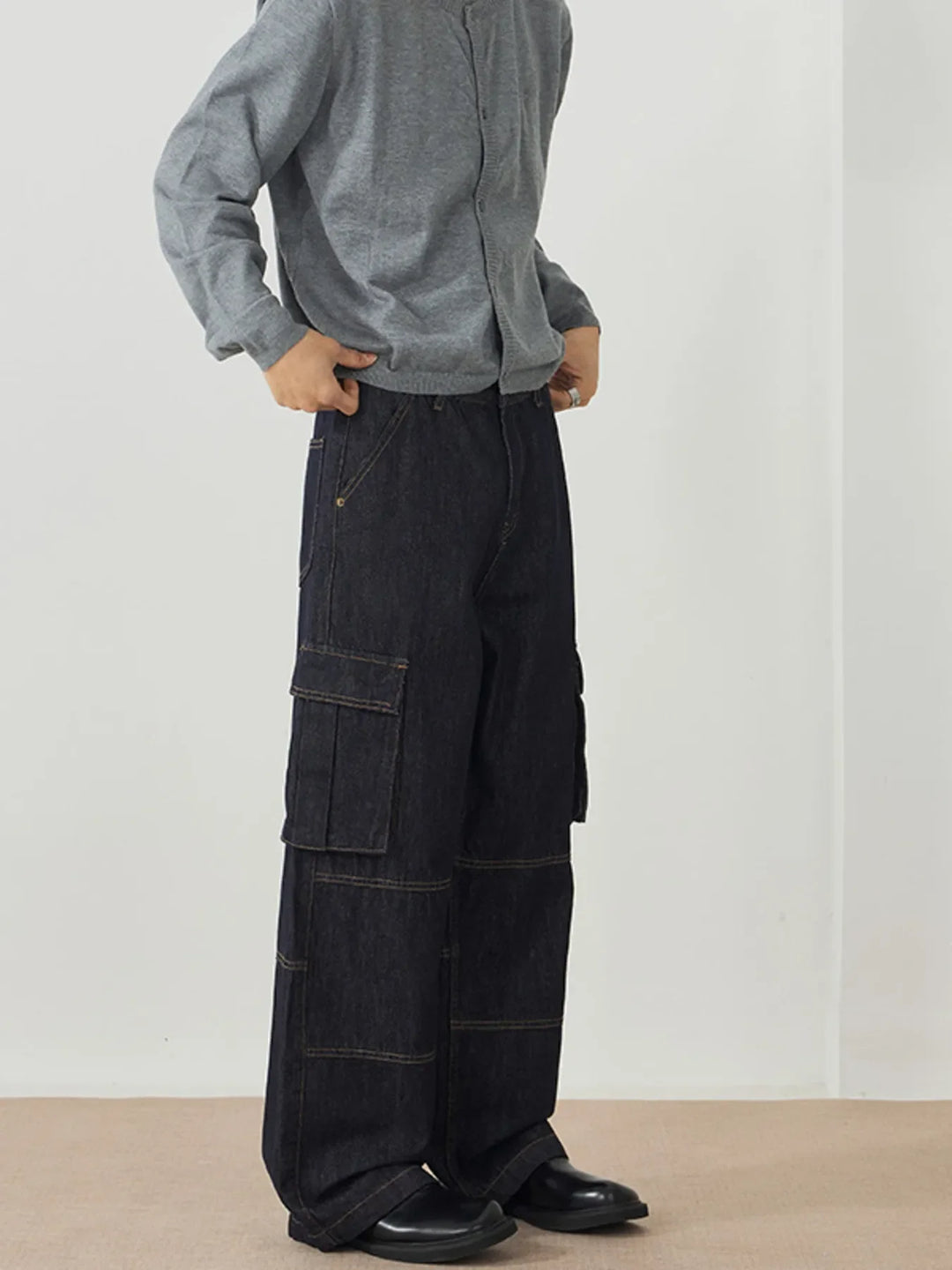 Men's Wide Leg Cargo Jeans