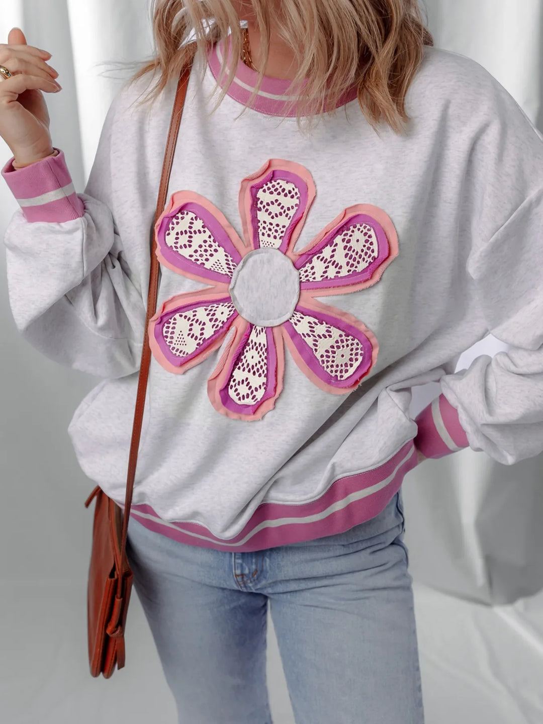 Flower Patch Contrast Trim Crew Neck Sweatshirt