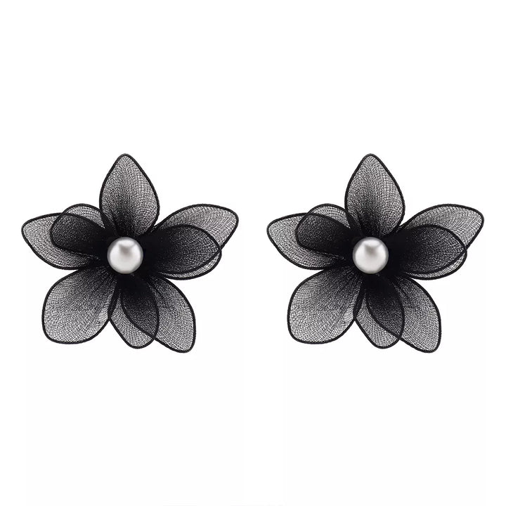 Flower Pearl Stud Earrings