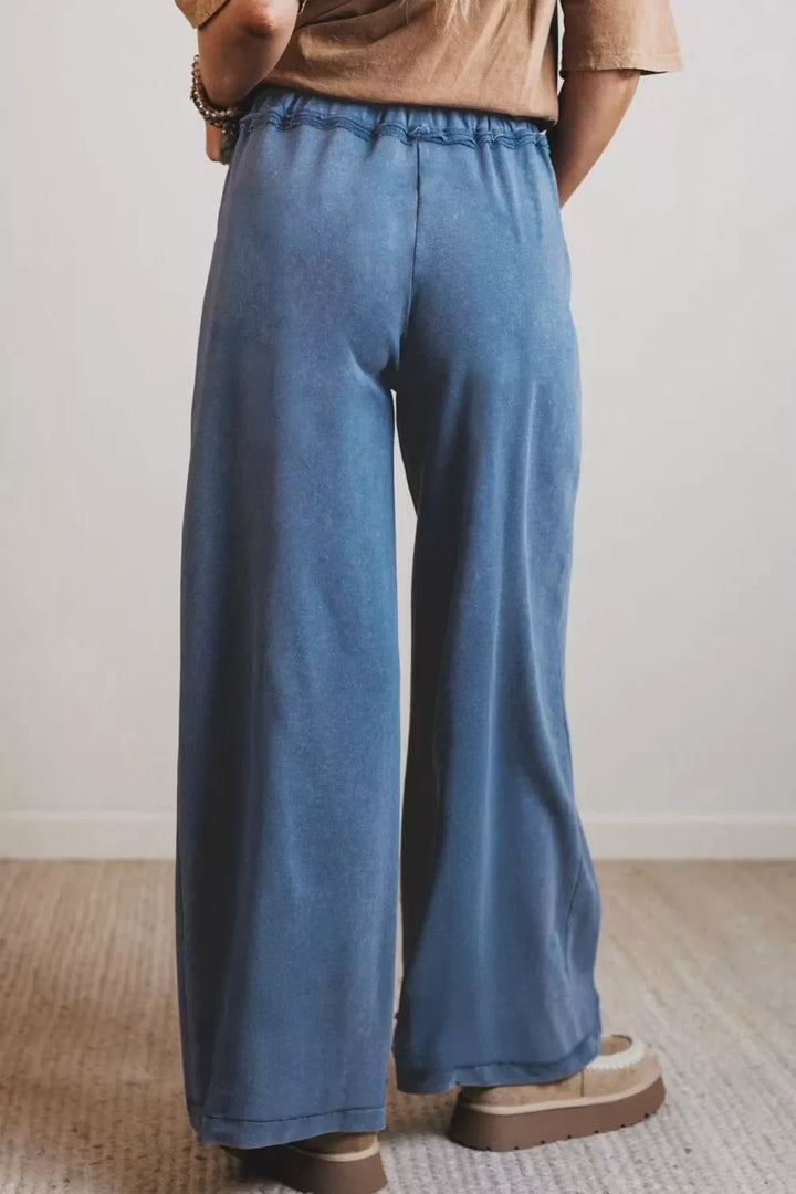 Relaxed Fit Drawstring Jeans