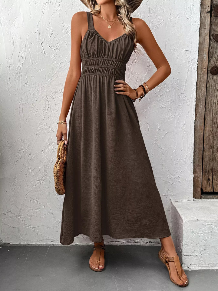 Sleeveless Smocked Casual Midi Dress