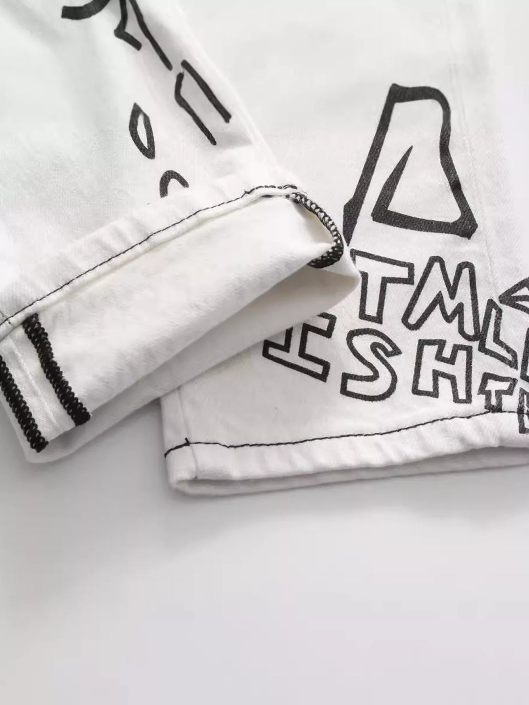 Men's Graffiti Print Slim Fit Jeans