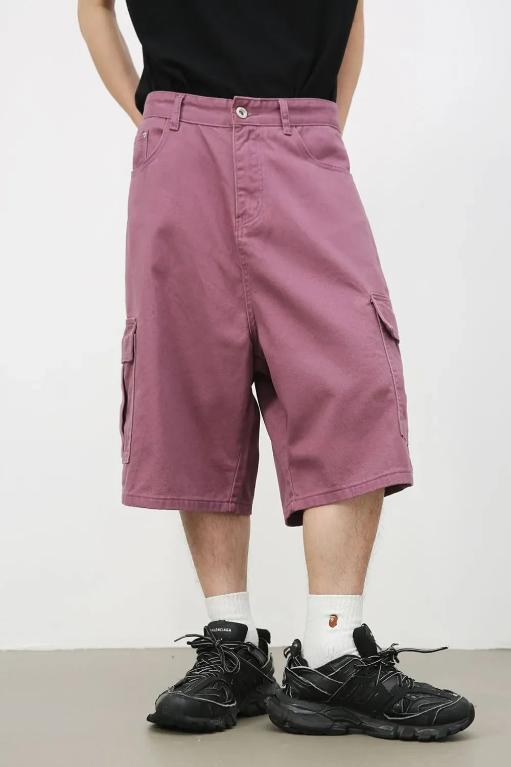 Men's Mid Rise Denim Shorts with Cargo Pockets