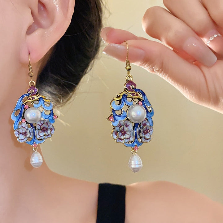 Ethnic-style Diamond-encrusted Oil-drop Flower Pearl Pendant
