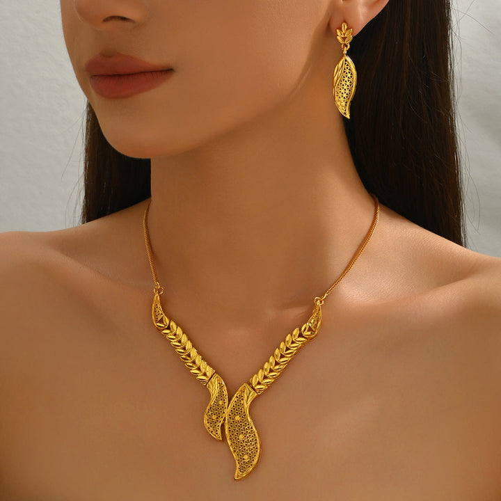 2026 Trendy Bridal Jewelry Set For Women, Niche Openwork Metal Leaf Design, Elegant Matching Pendant Necklace & Stud Earrings For Wedding Occasions
